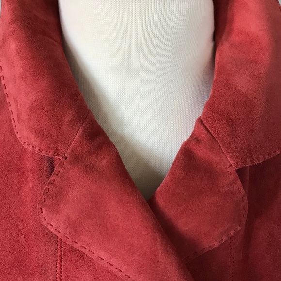 Jacket - Picture 5 of 10